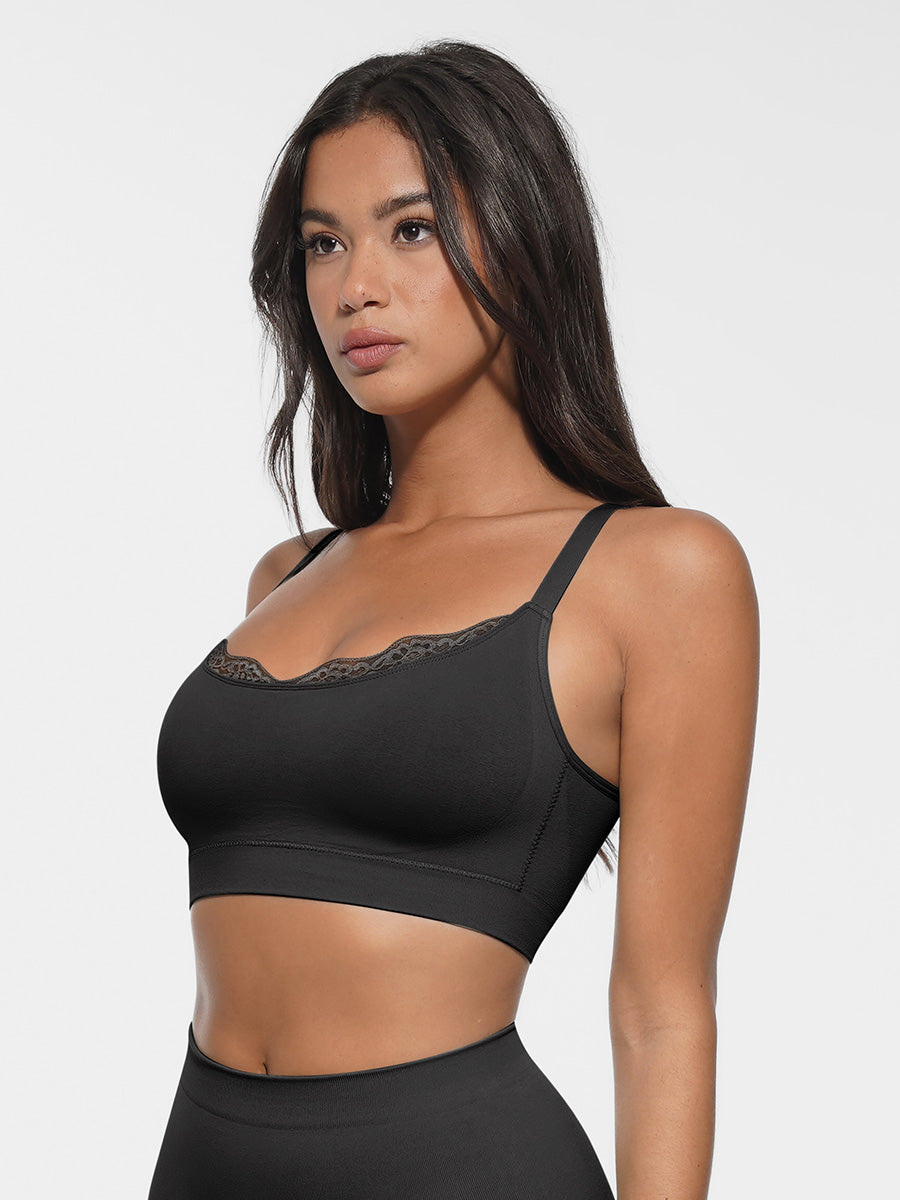 Comfort Lace Bra in black – three-quarter view