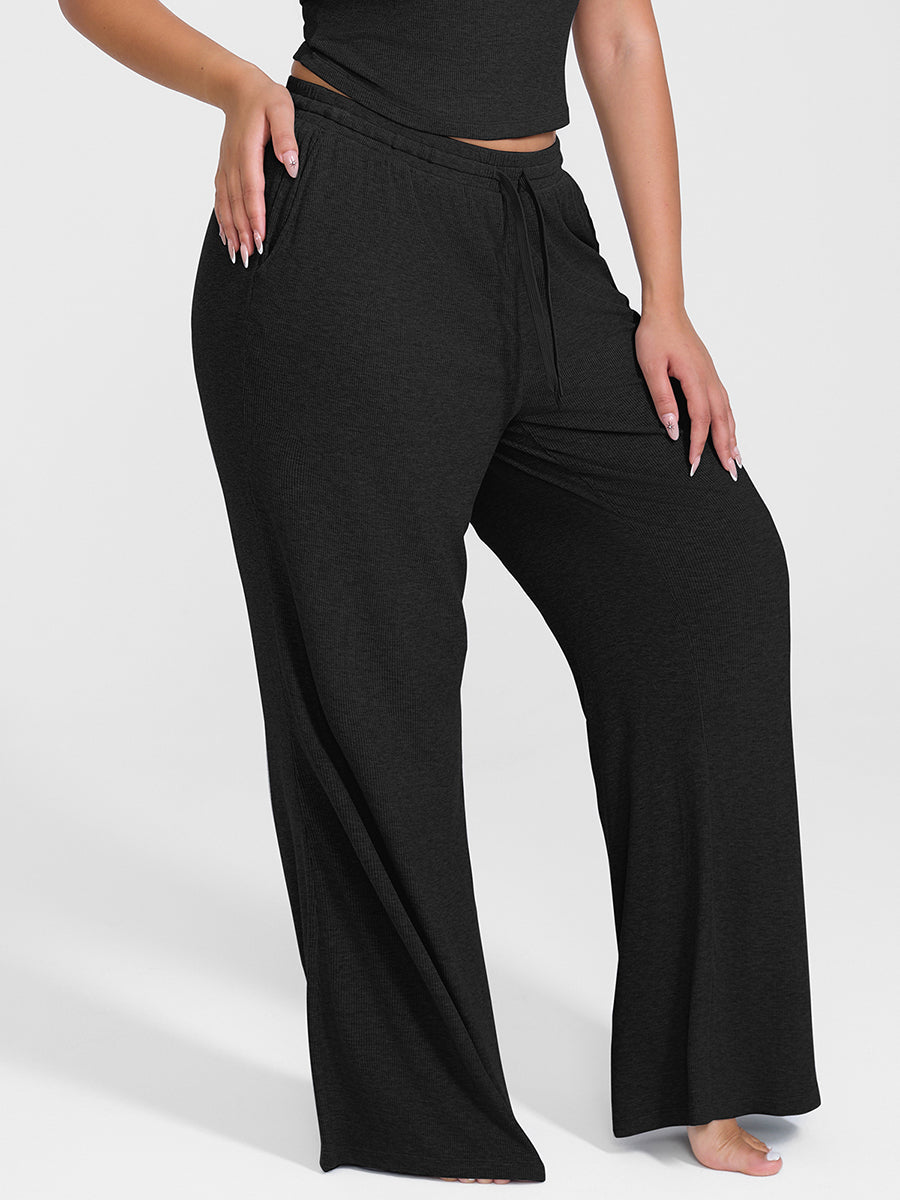 True Comfort Luxe Lounge Pants in black – side view