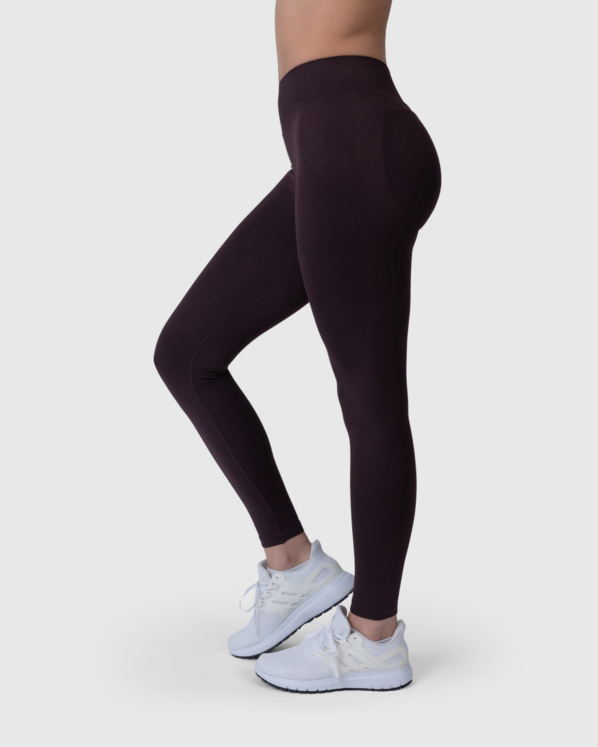 Form Sculpting Leggings in mocha – side view