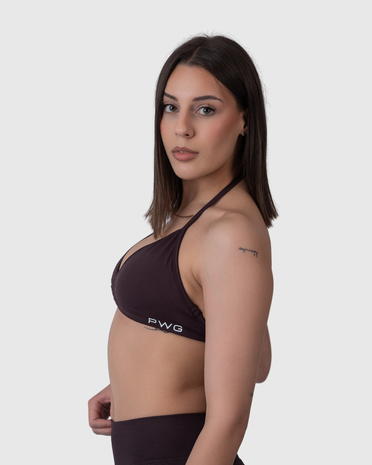 Form Backless Bra in mocha – side view