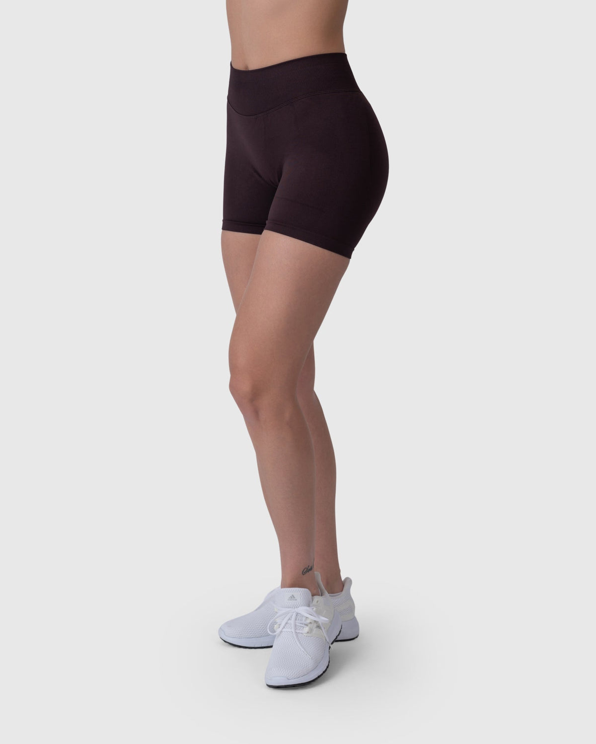Form Sculpting Shorts in mocha – side view