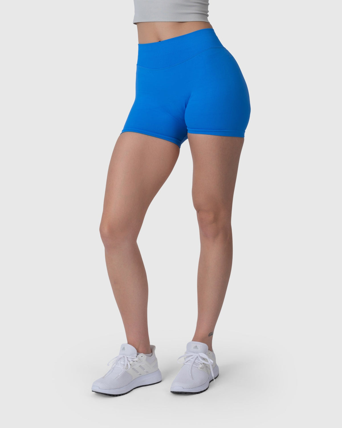 Form Sculpting Shorts in electric blue – front view