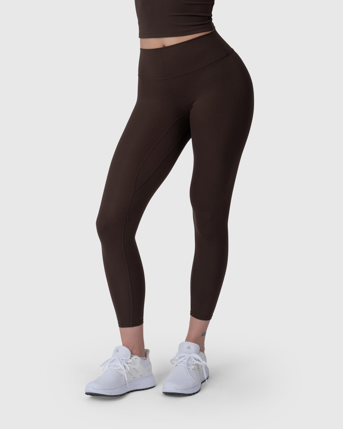Align Soft High Waisted Leggings in espresso – back three-quarter view