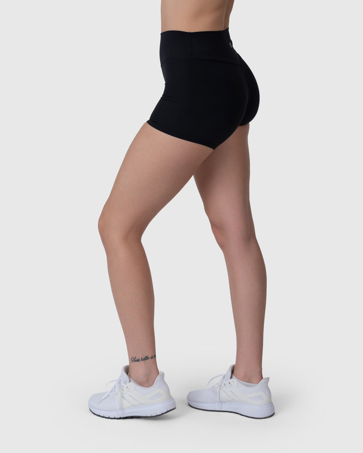 Align Soft Shorts in black – side view