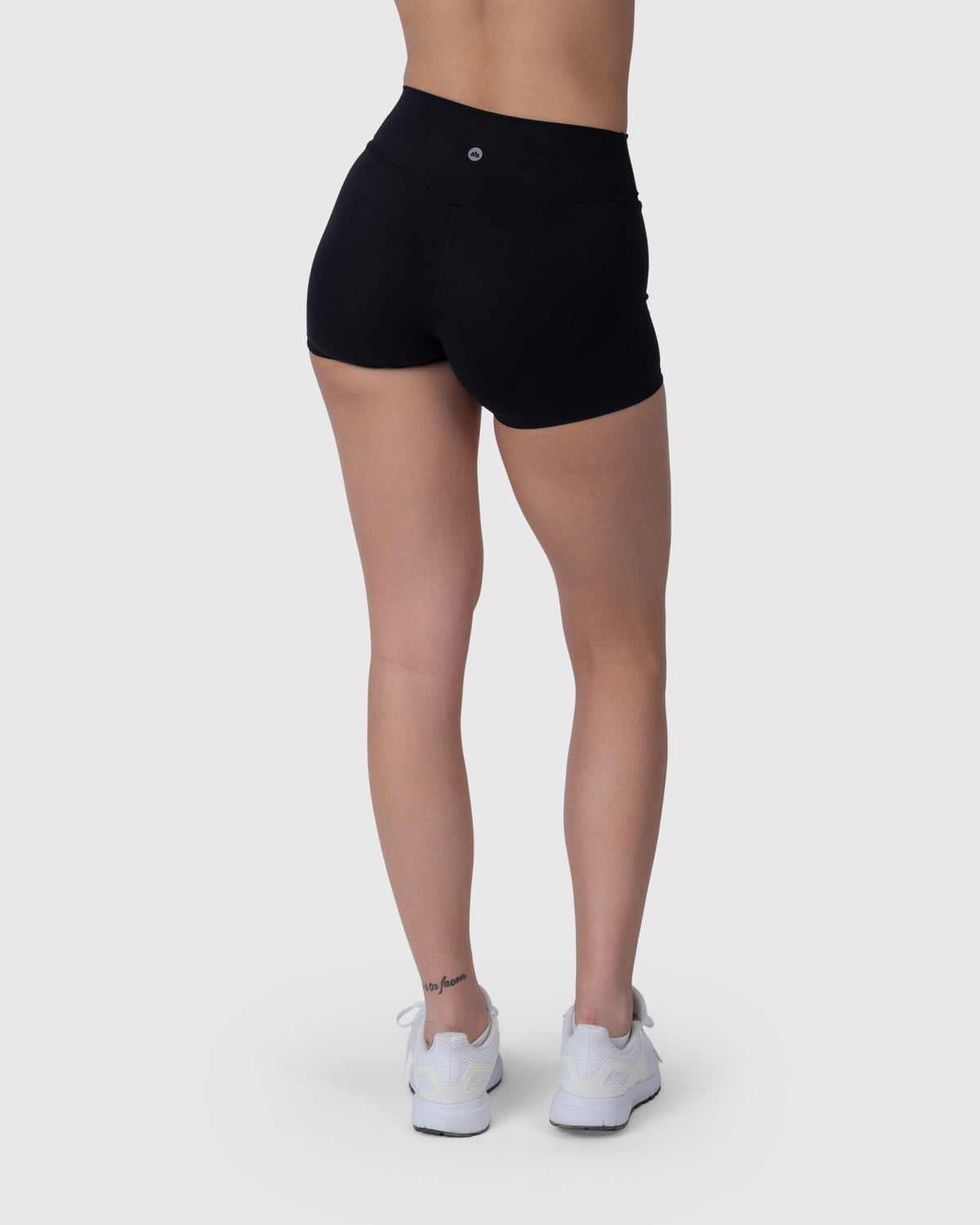 Align Soft Shorts in black – alternate front view