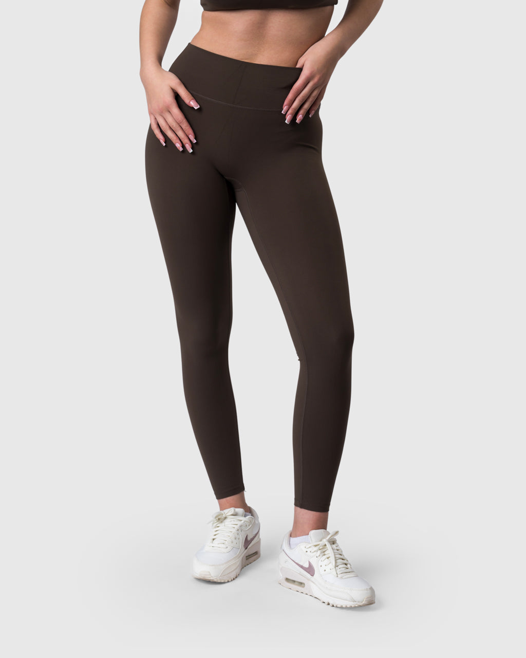 Shop Lily Core Leggings in mocha, high-waisted seamless leggings – full-length front view