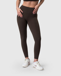 Shop Lily Core Leggings in mocha, high-waisted seamless leggings – full-length front view